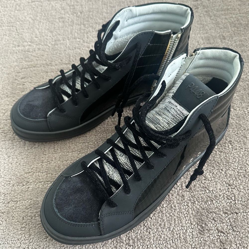 P448 ✨ (NWOT) Black Hi Top Skate Sneaker